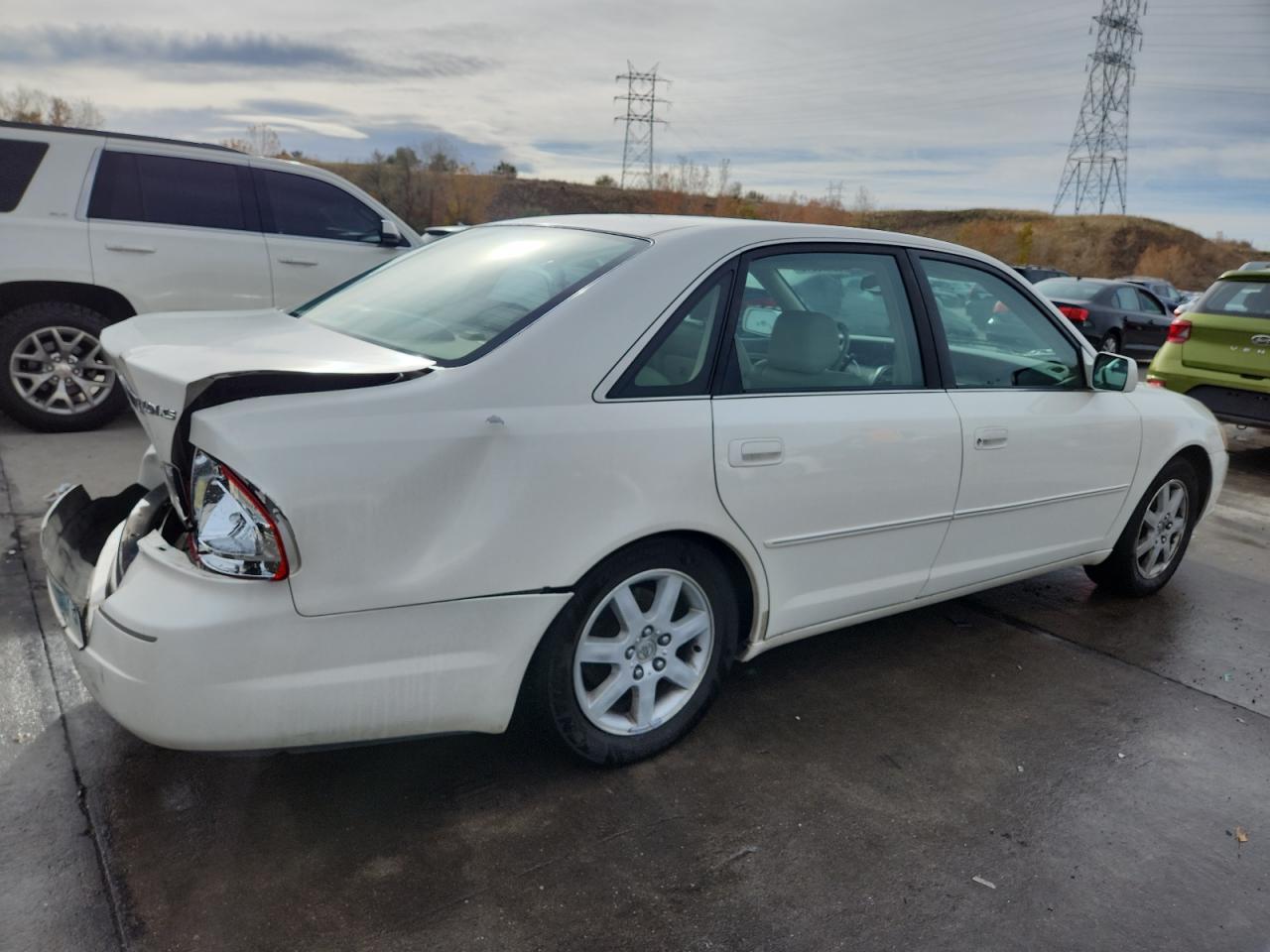 2000 TOYOTA Avalon