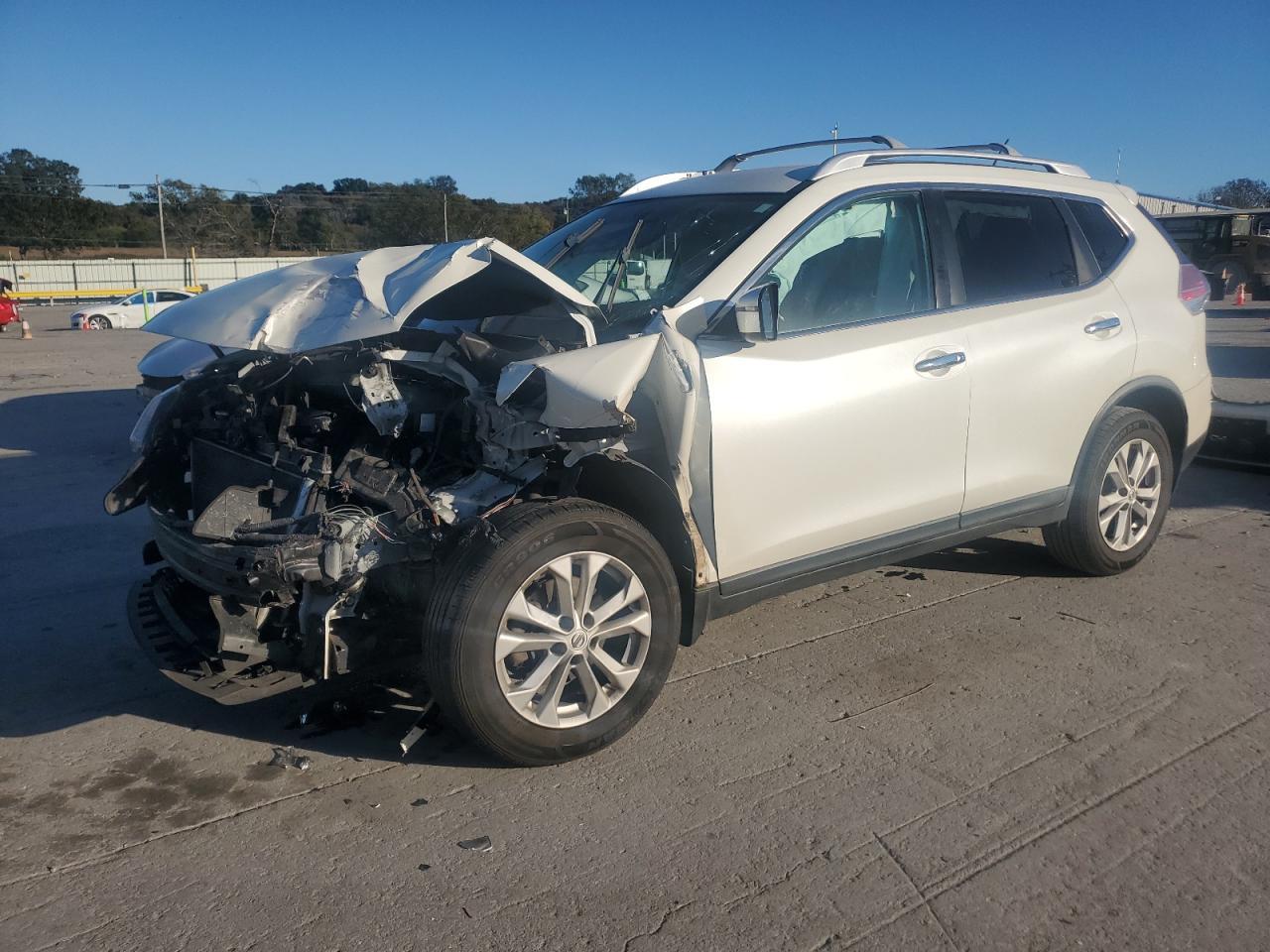 2016 NISSAN ROGUE