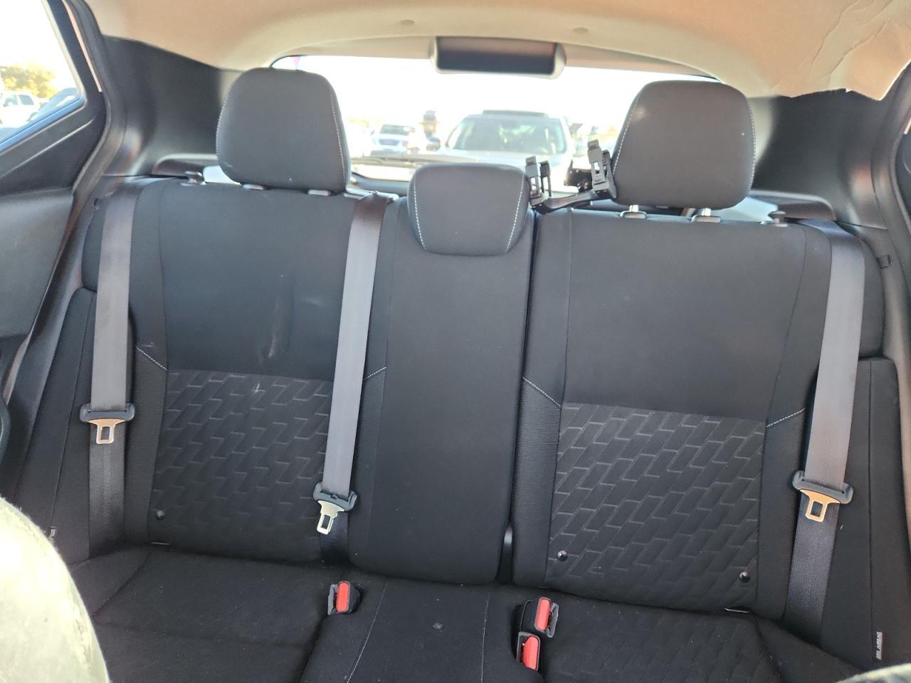 2023 NISSAN KICKS