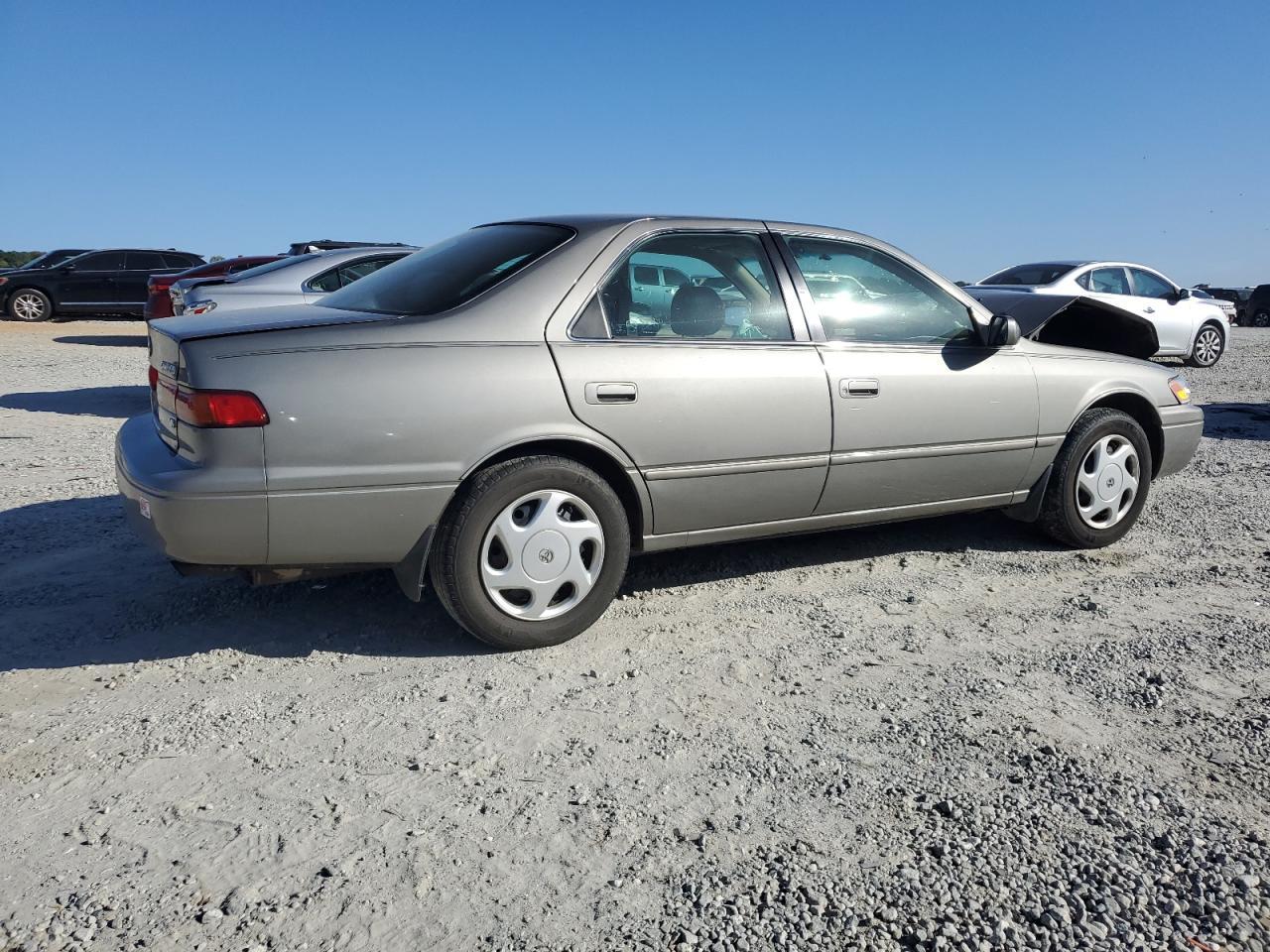 1997 TOYOTA CAMRY
