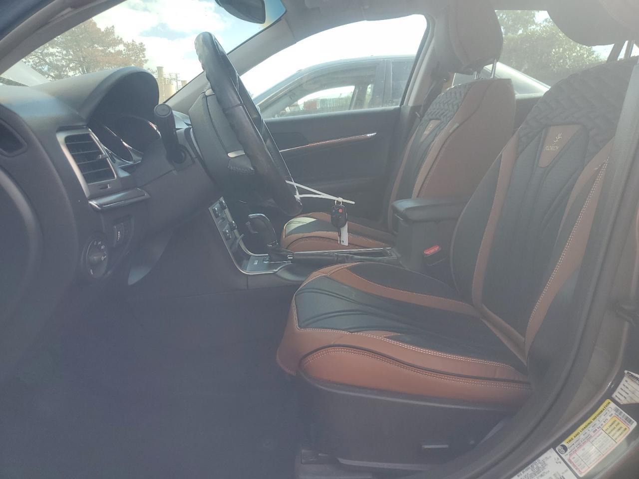 2012 LINCOLN MKZ