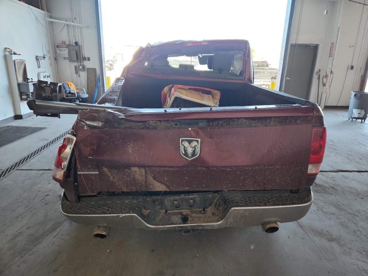 2016 RAM 1500 SLT