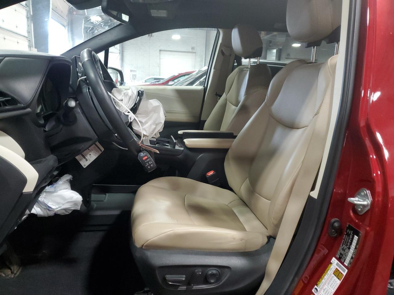 2022 TOYOTA SIENNA
