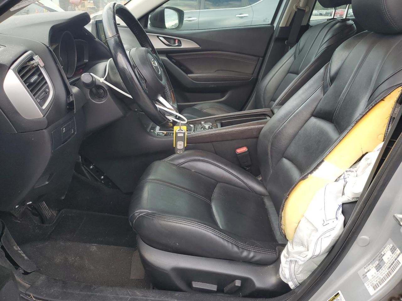 2019 MAZDA 3