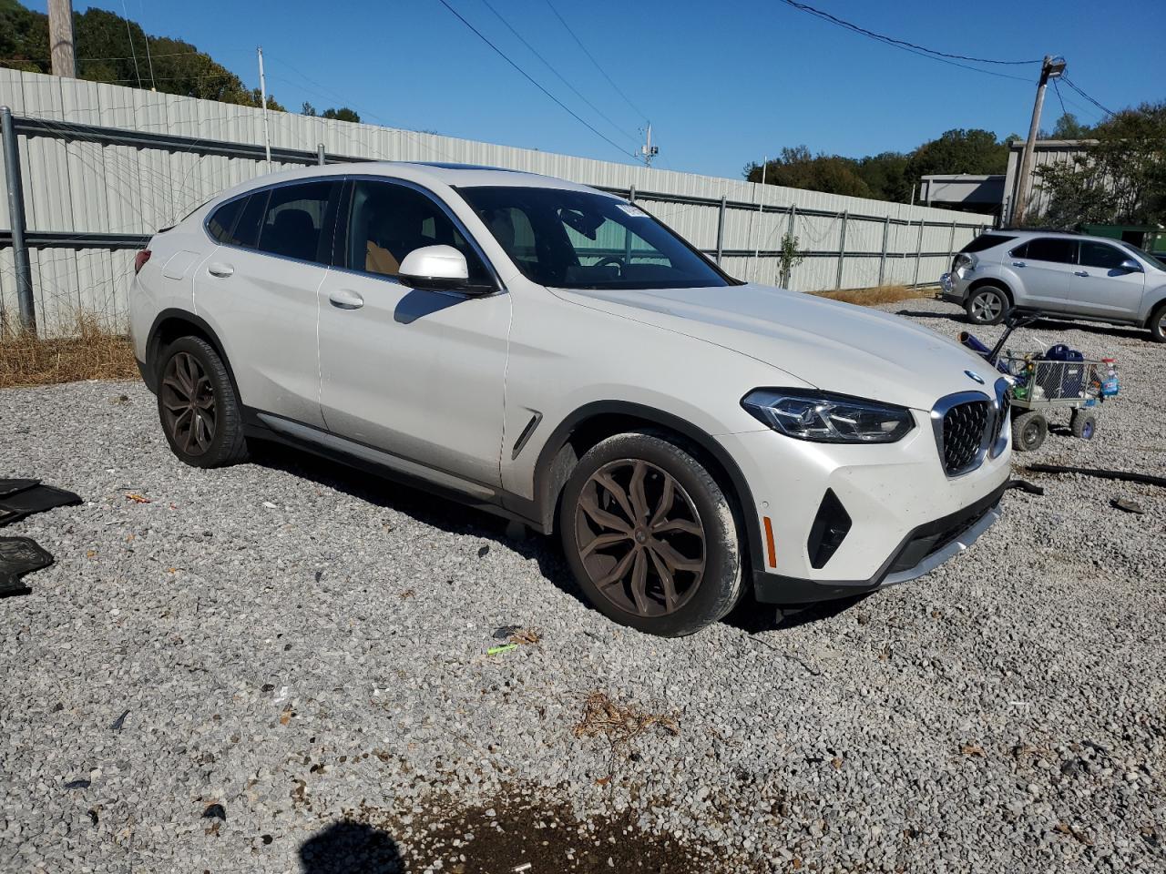 2023 BMW X4
