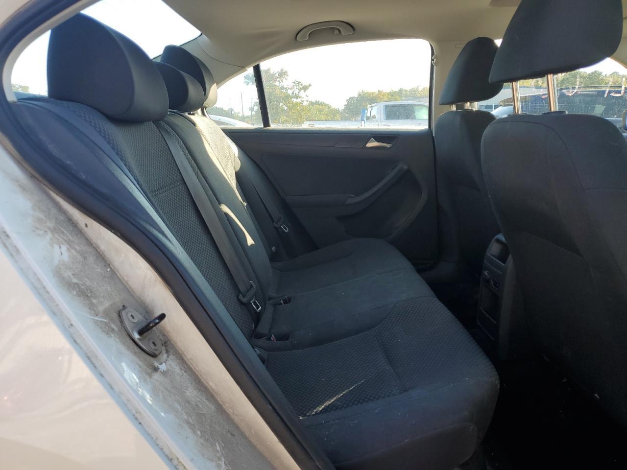 2012 VOLKSWAGEN JETTA