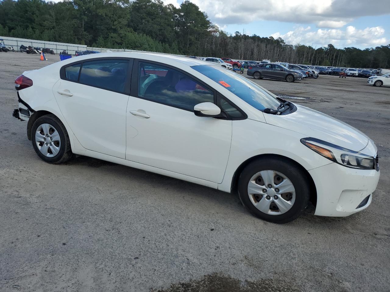 2017 KIA FORTE