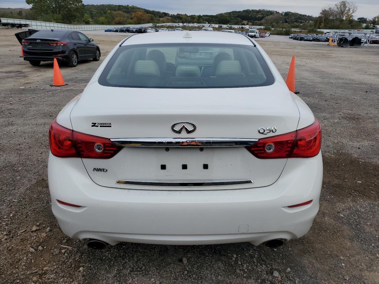 2015 INFINITI Q50