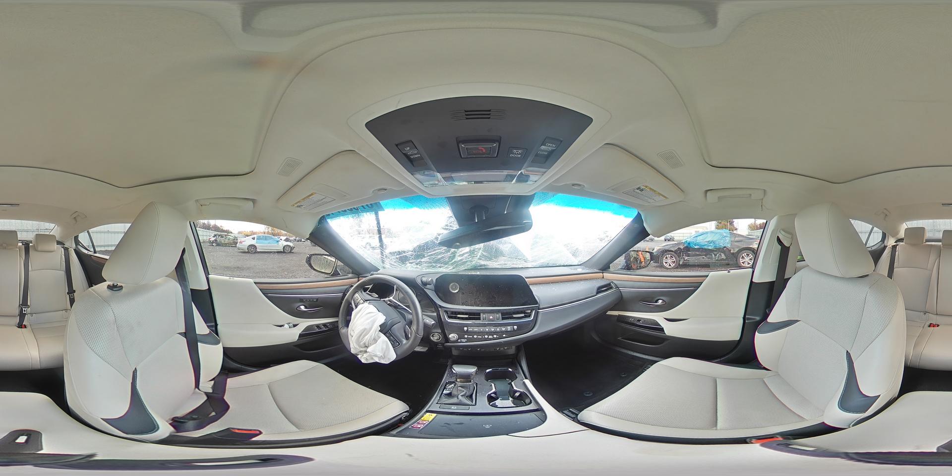 2024 LEXUS Es