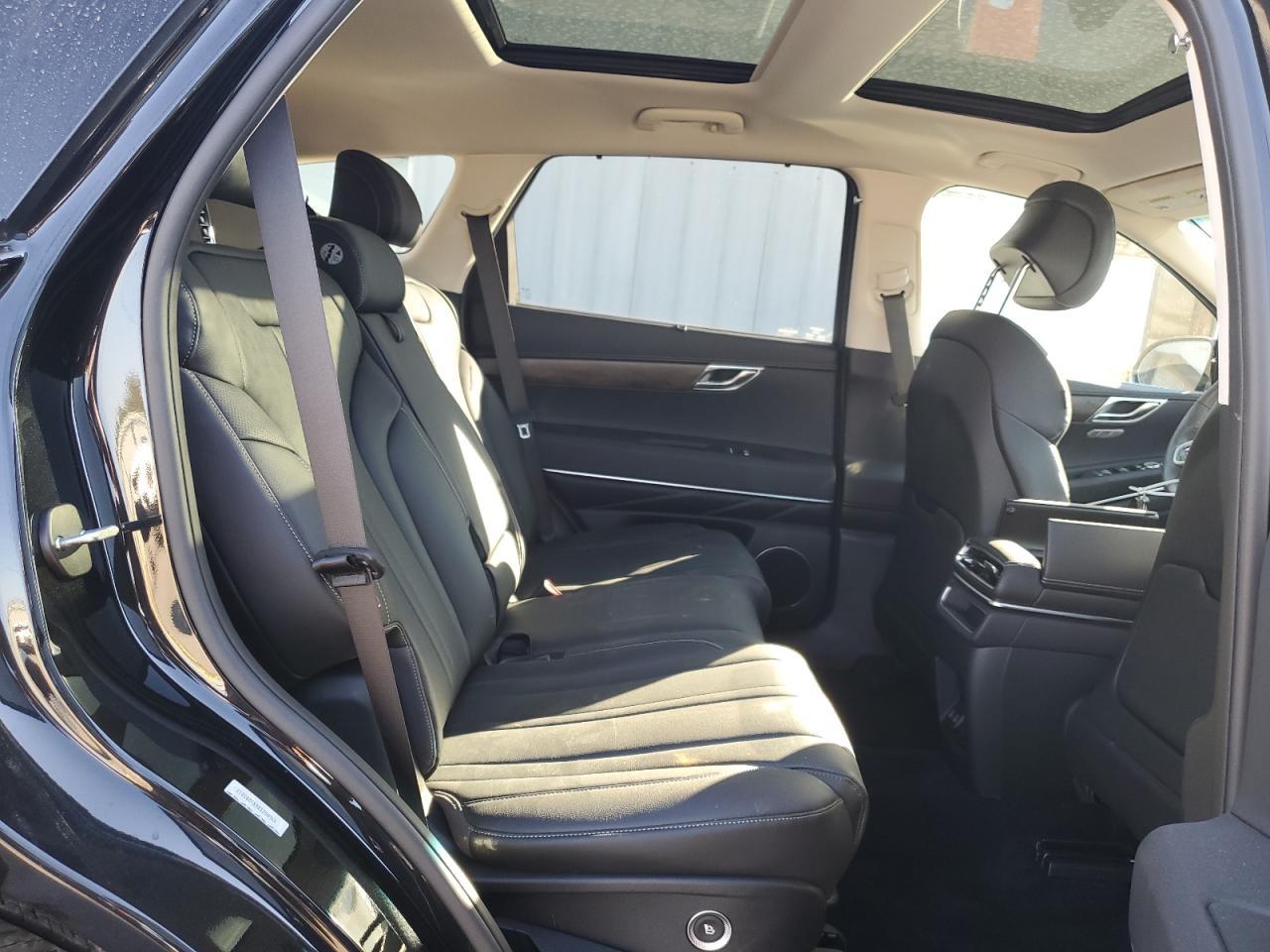 2025 GENESIS GV80