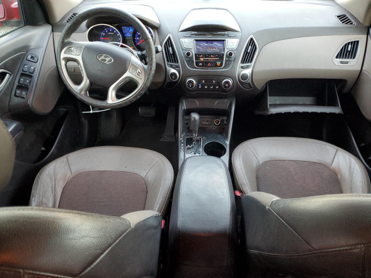 2012 HYUNDAI TUCSON