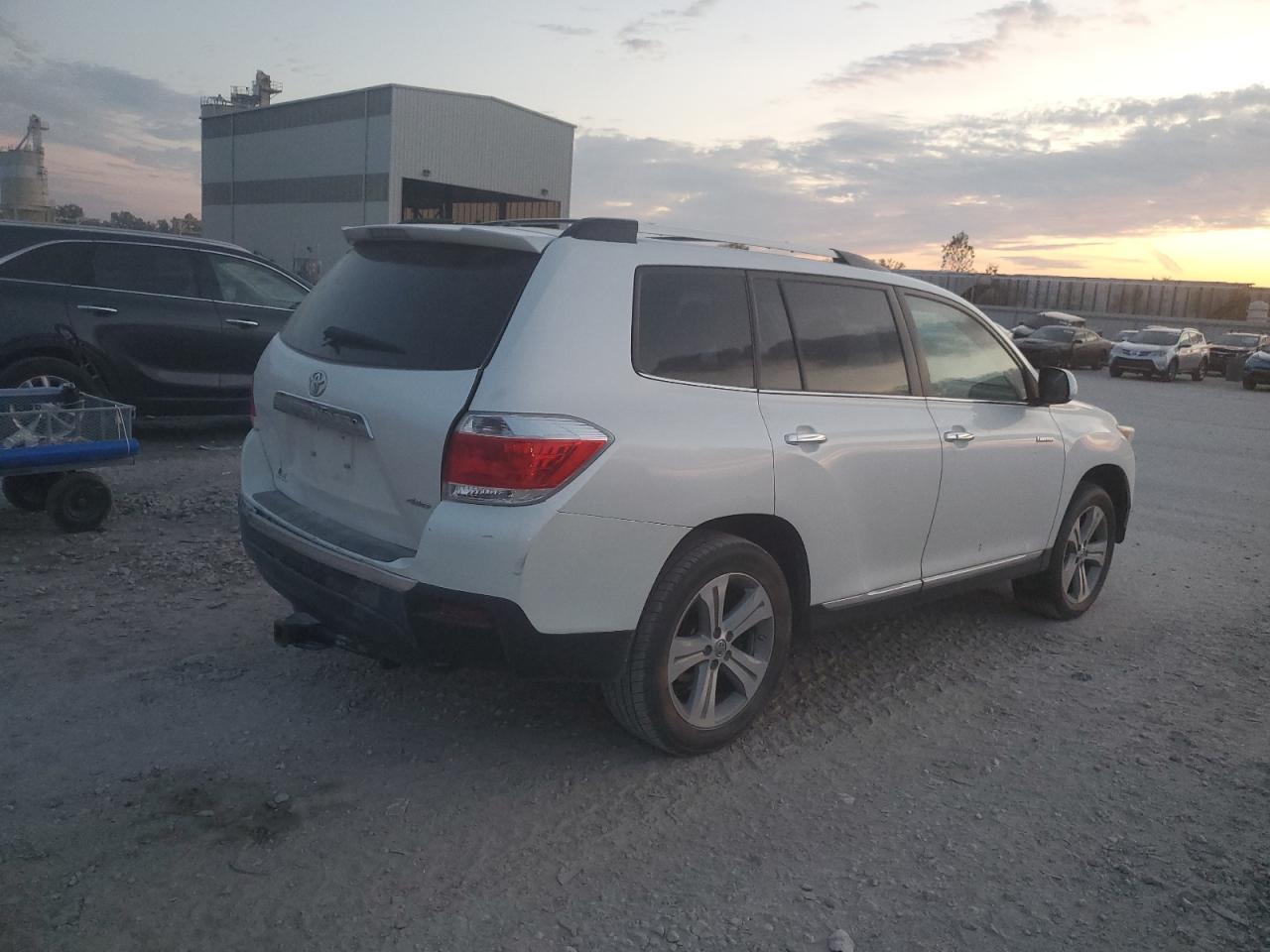 2012 TOYOTA HIGHLANDER