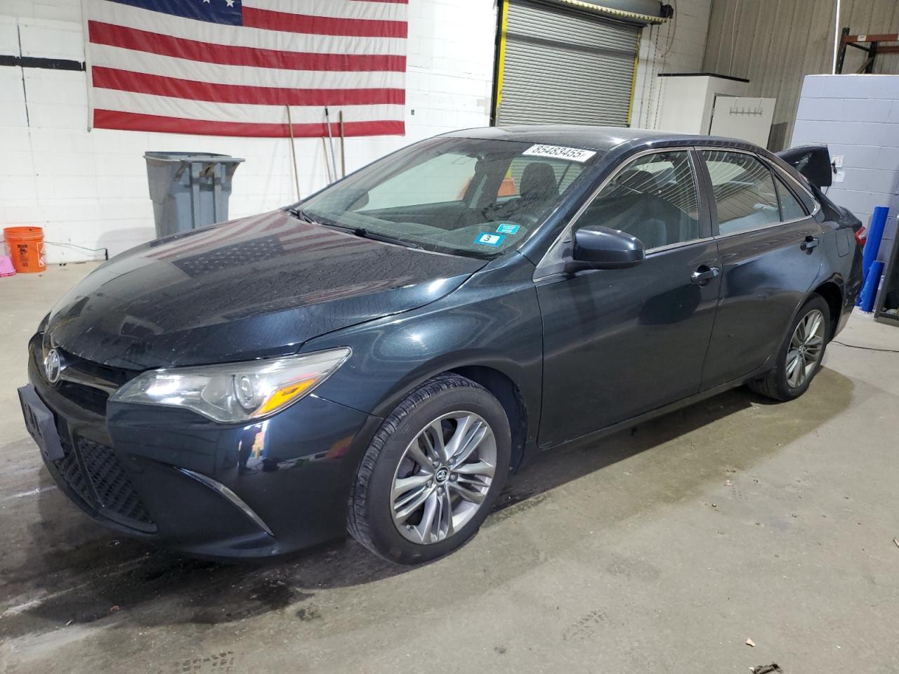 2015 TOYOTA CAMRY