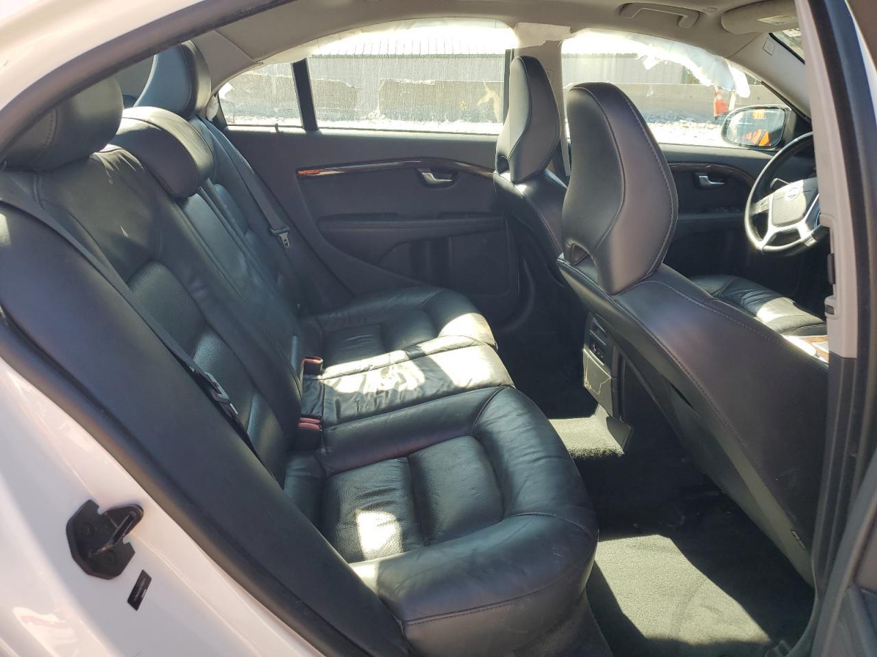 2012 VOLVO S80