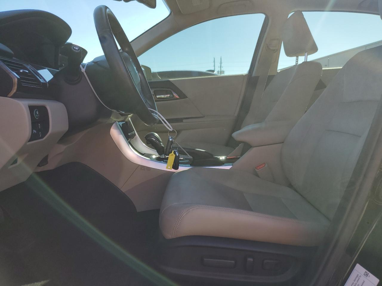 2017 HONDA ACCORD