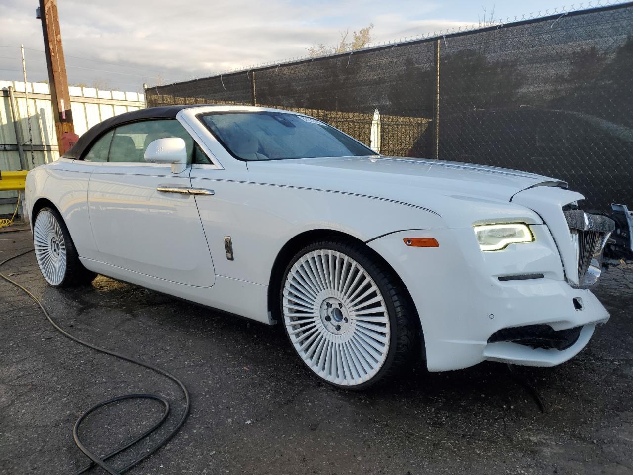 2017 ROLLS-ROYCE Dawn