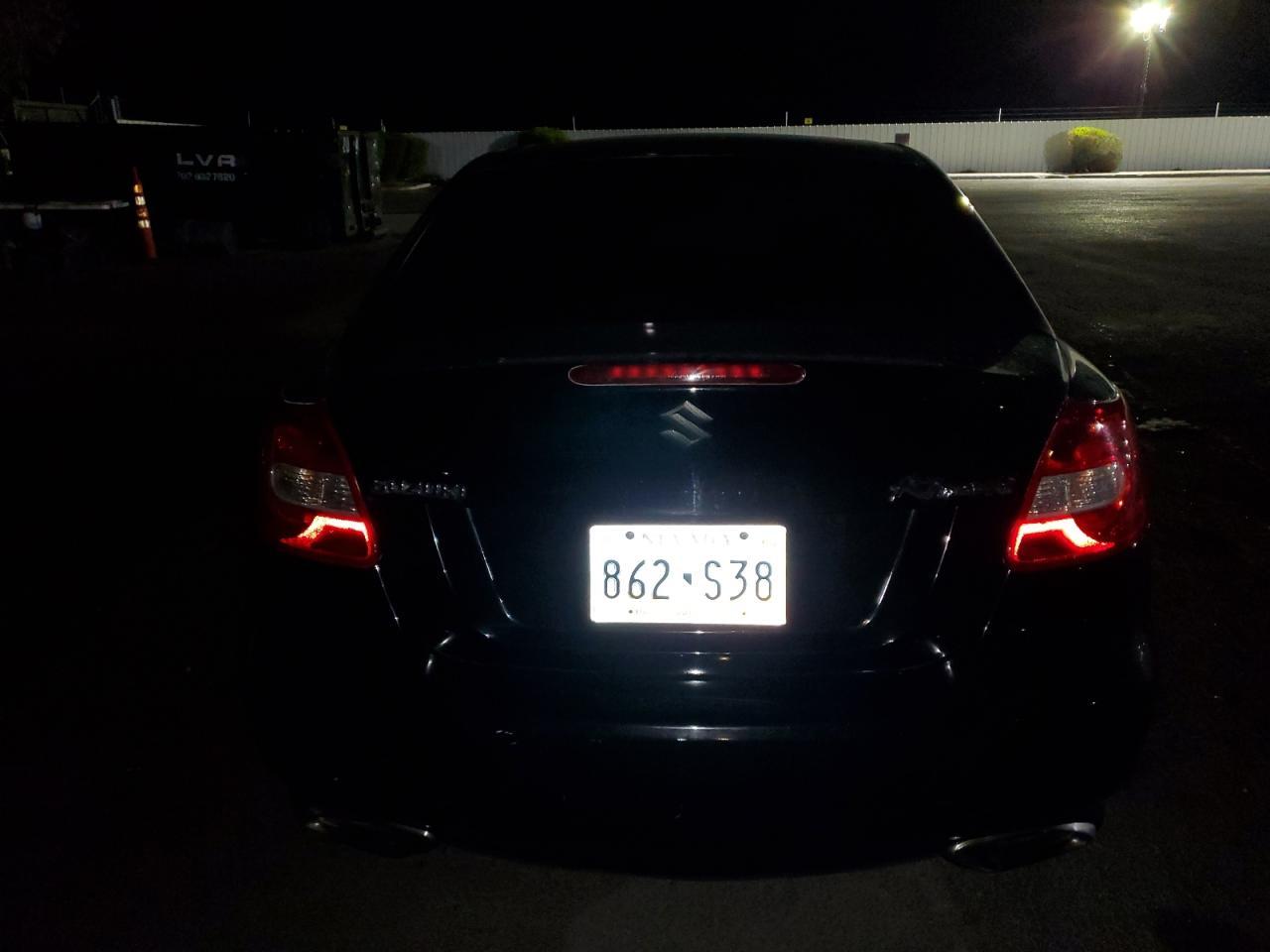 2010 SUZUKI Kizashi