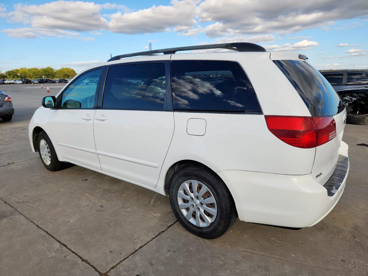 2006 TOYOTA SIENNA