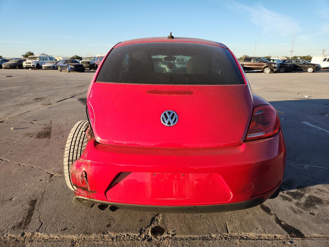 2013 VOLKSWAGEN Beetle
