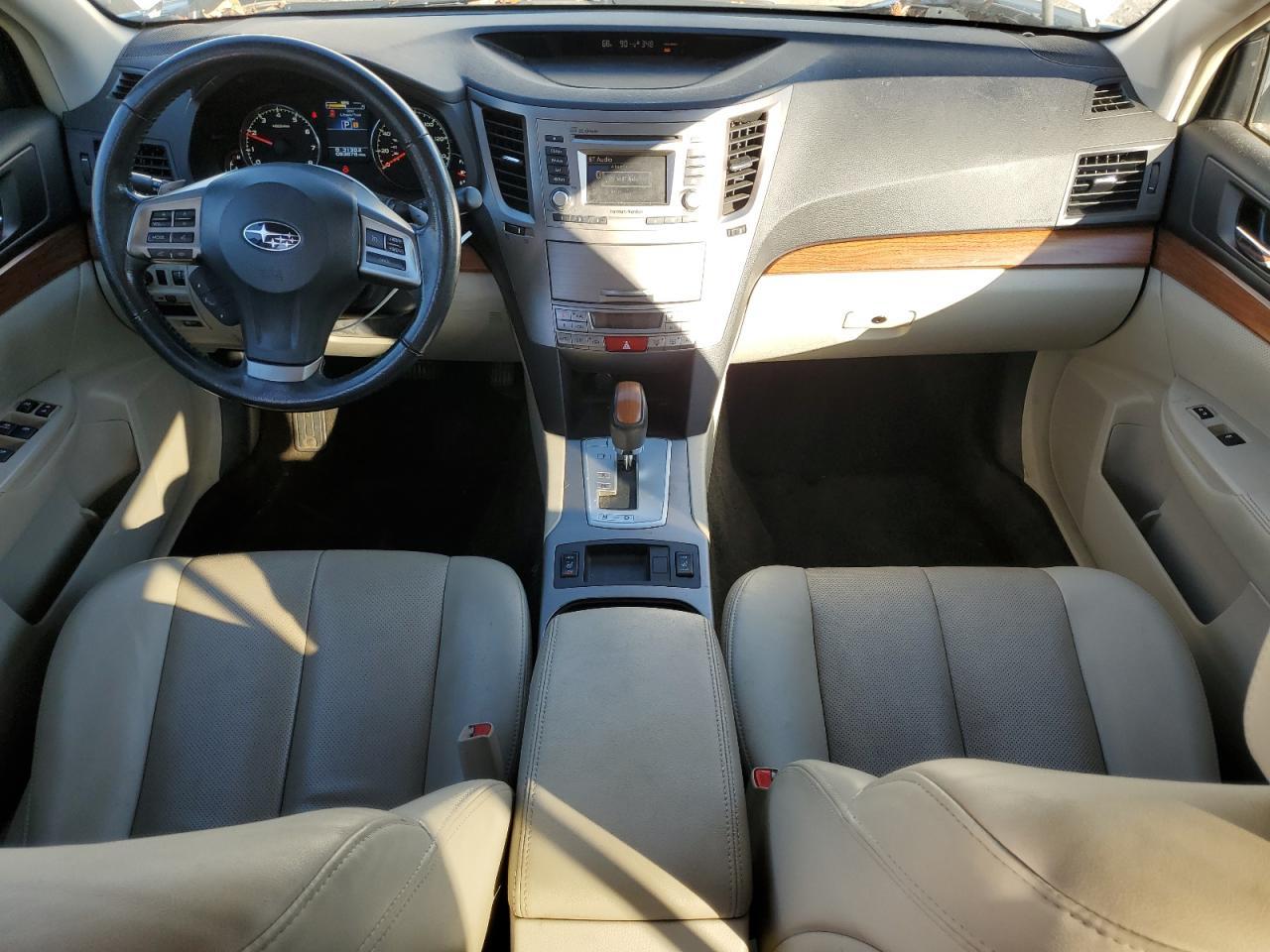 2014 SUBARU Outback