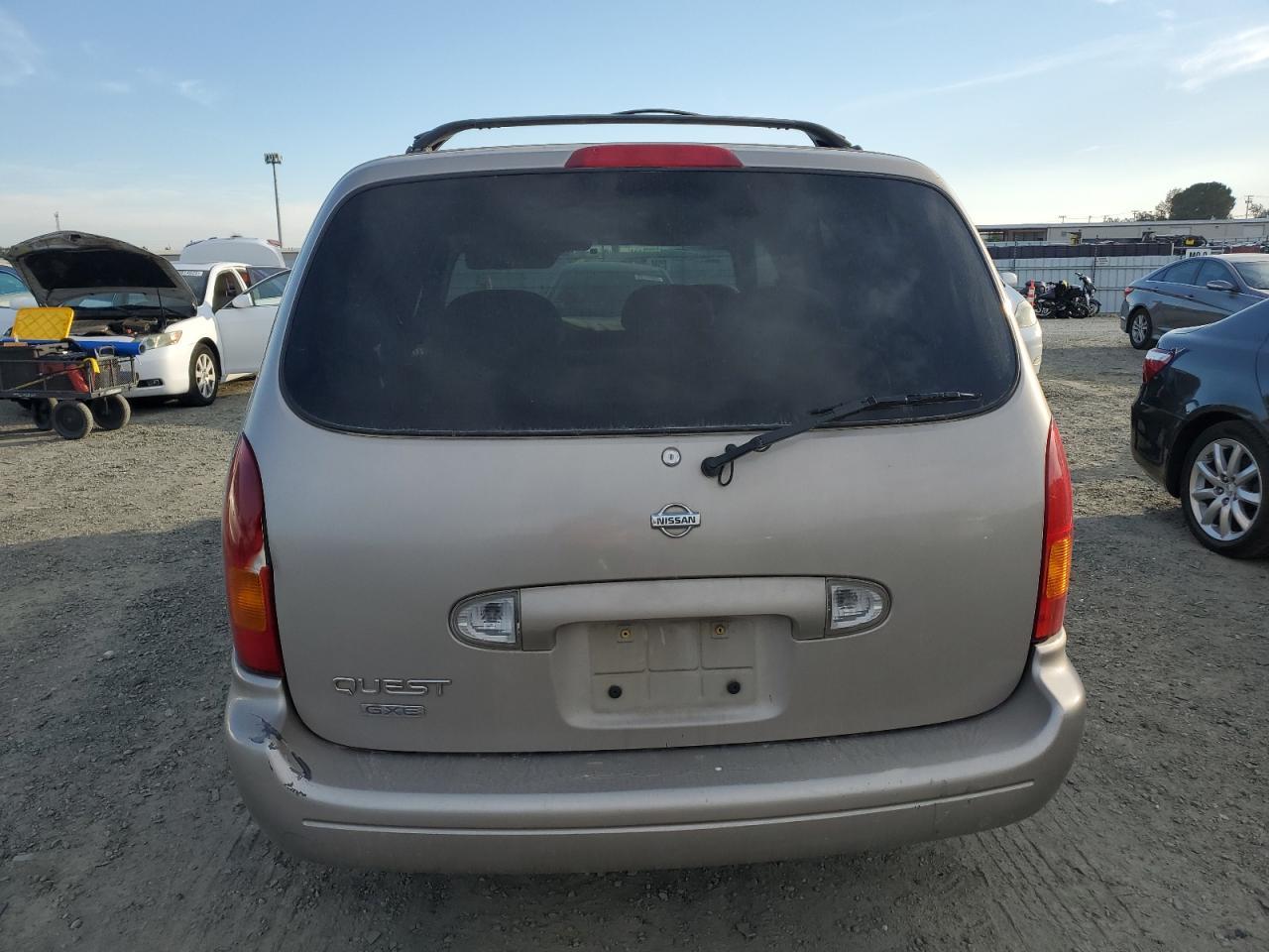 2000 NISSAN Quest