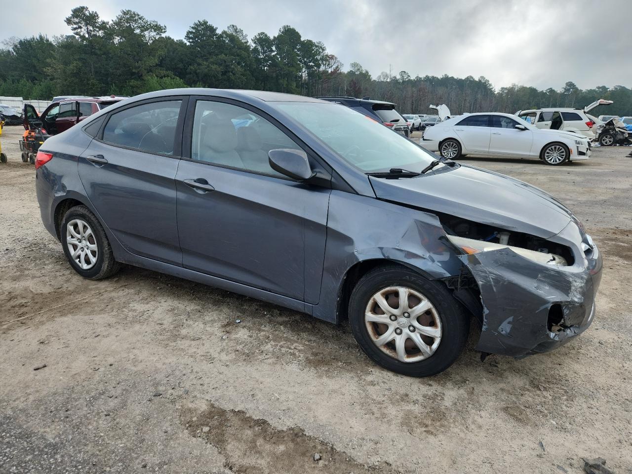 2013 HYUNDAI ACCENT