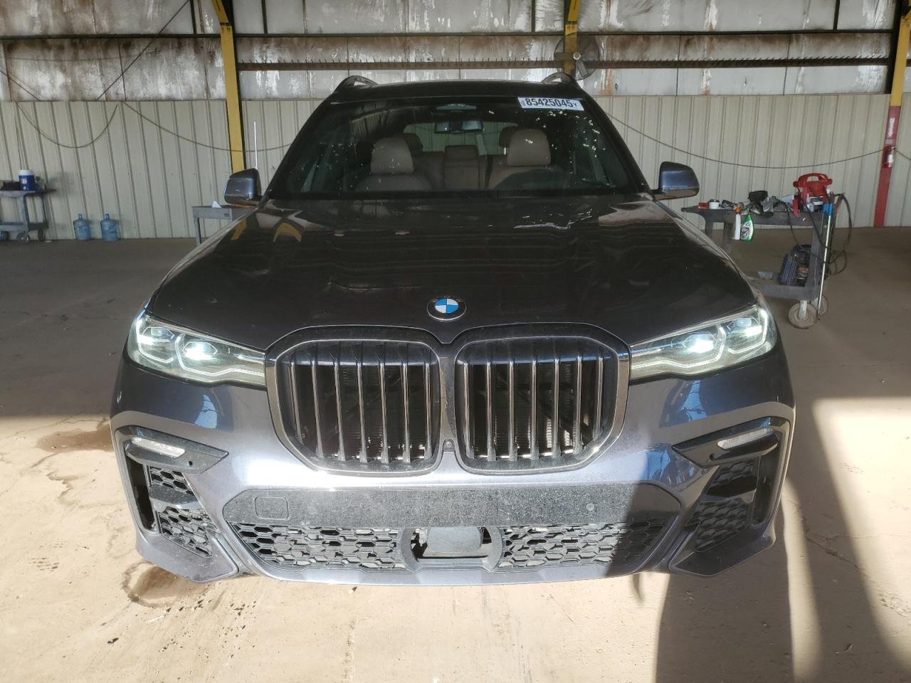 2022 BMW X7