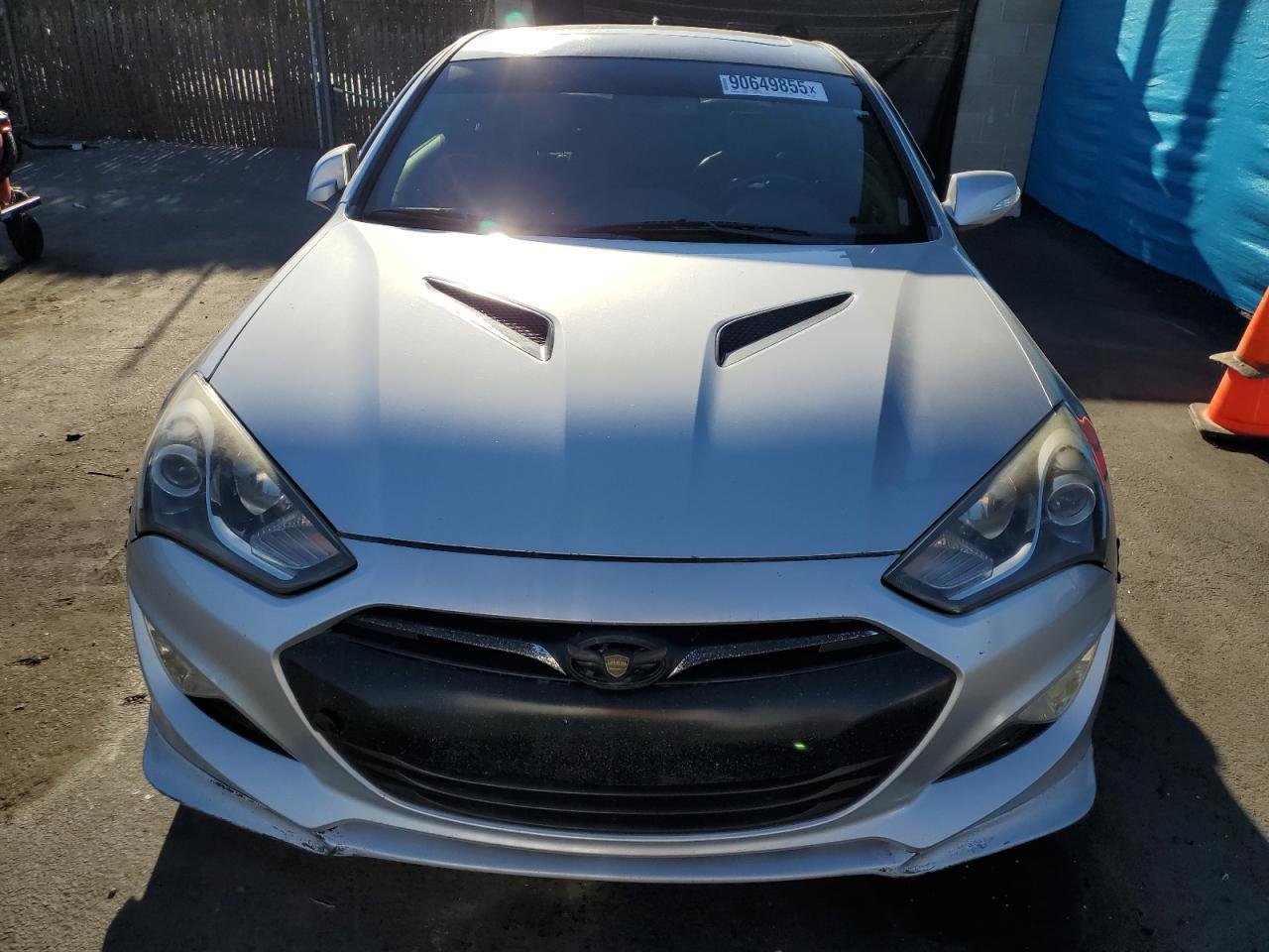2015 HYUNDAI GENESIS