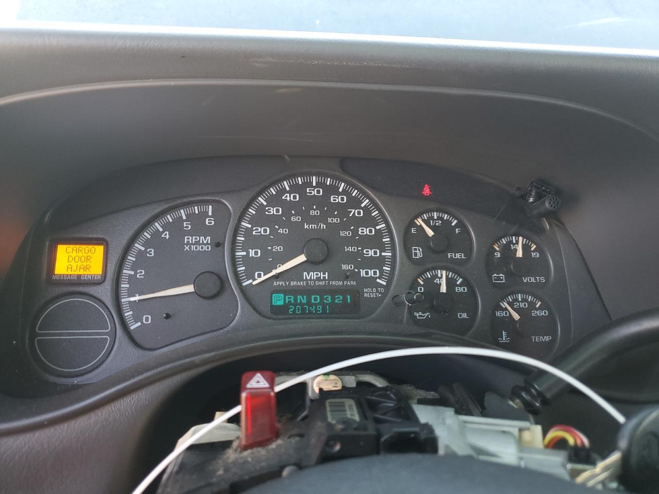 2002 CHEVROLET Tahoe