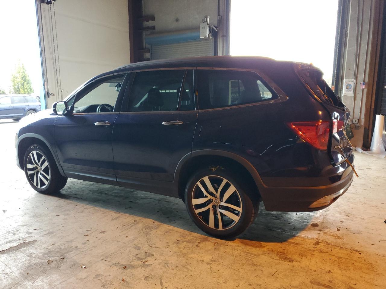 2017 HONDA PILOT