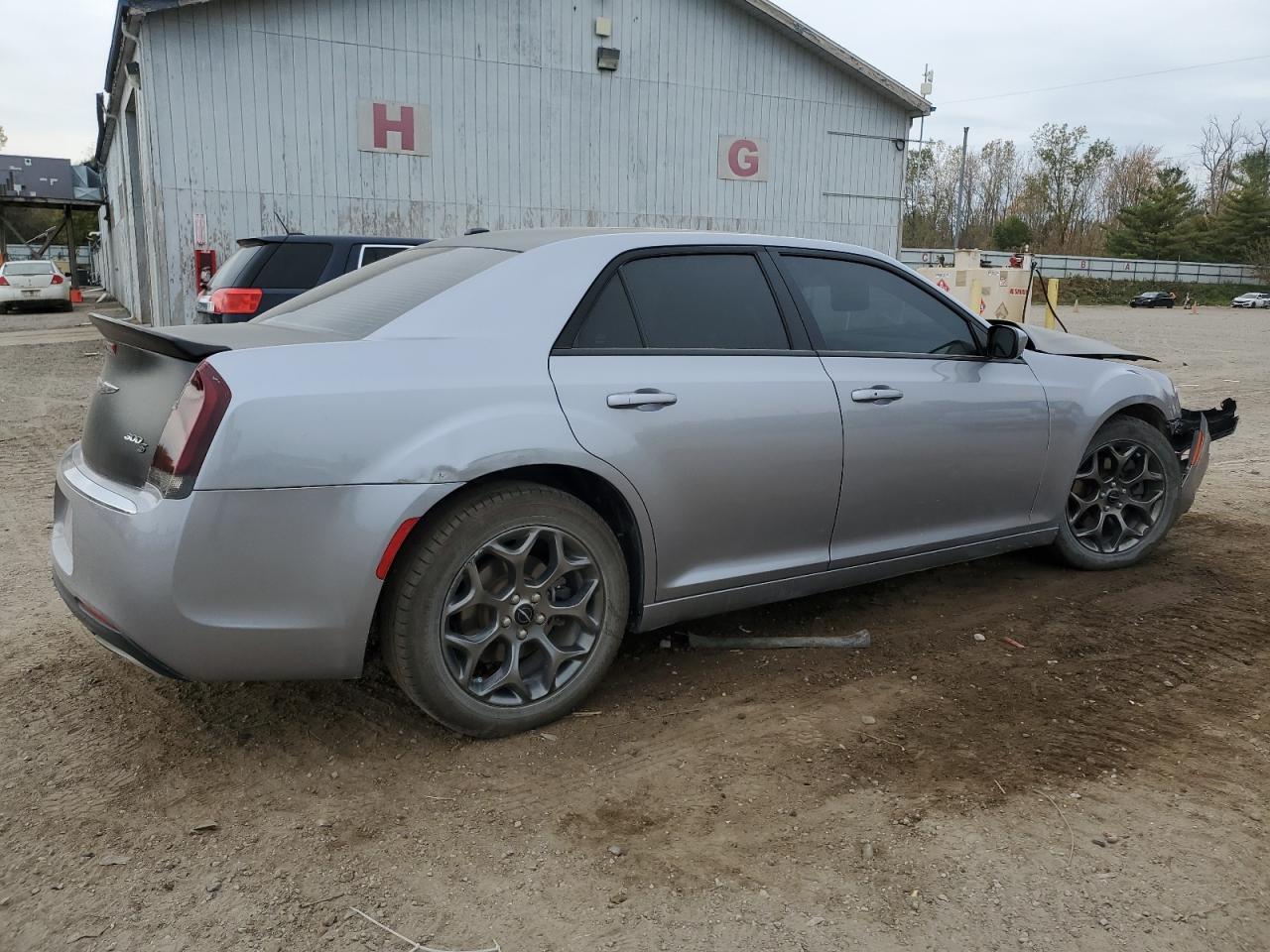 2016 CHRYSLER 300