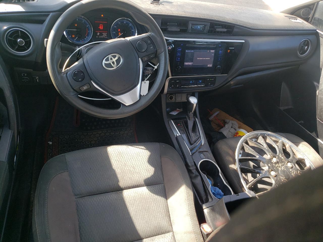 2017 TOYOTA COROLLA