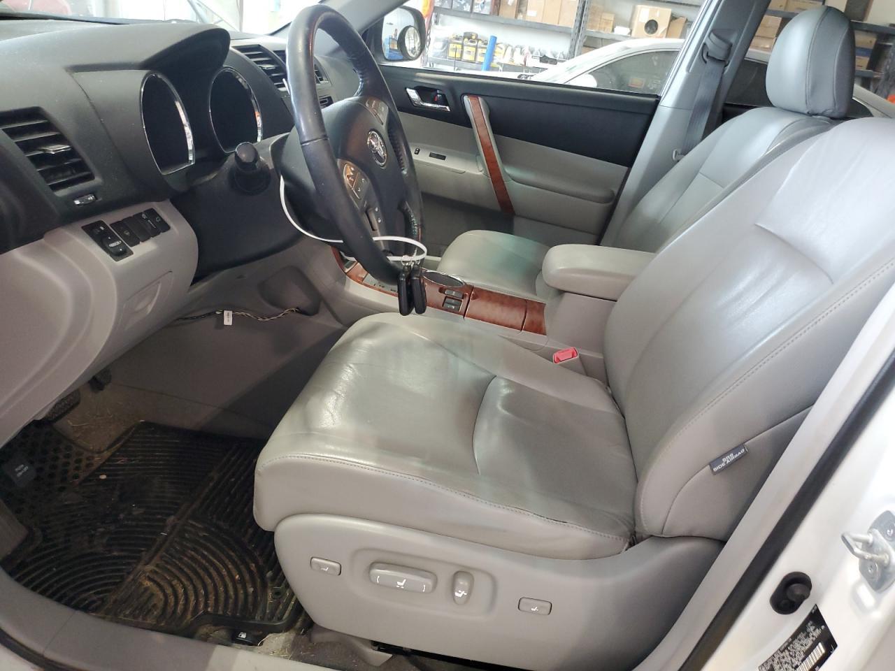 2008 TOYOTA HIGHLANDER