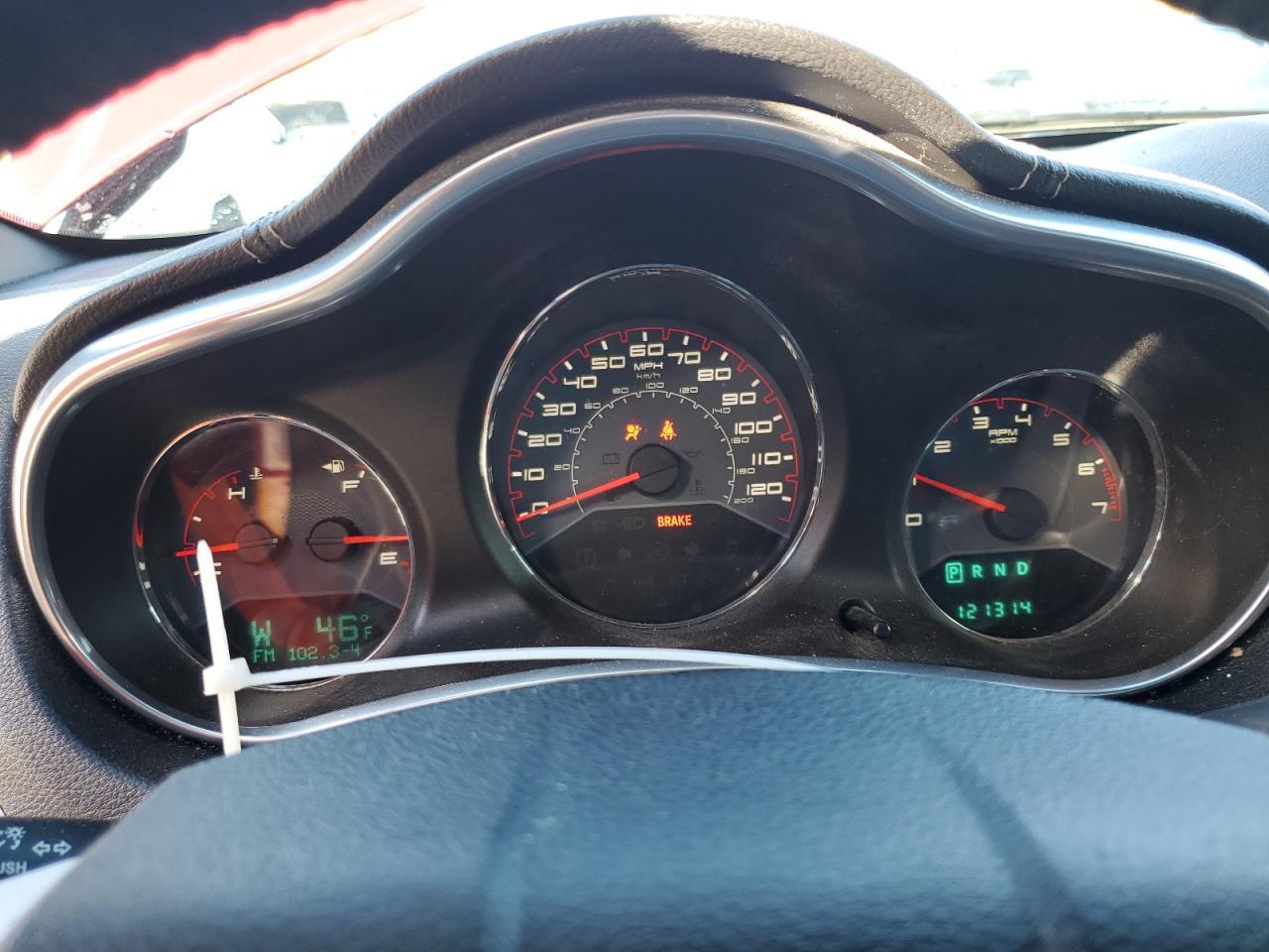 2014 DODGE Avenger