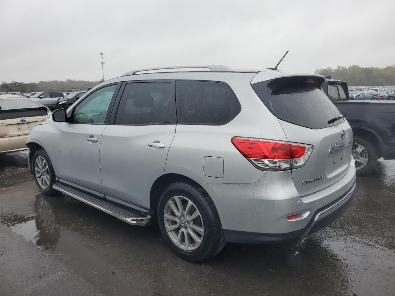 2015 NISSAN PATHFINDER