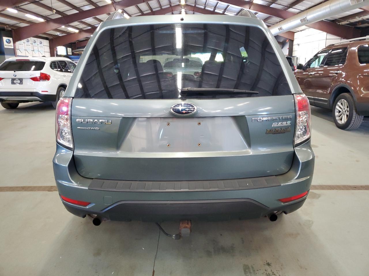2010 SUBARU FORESTER