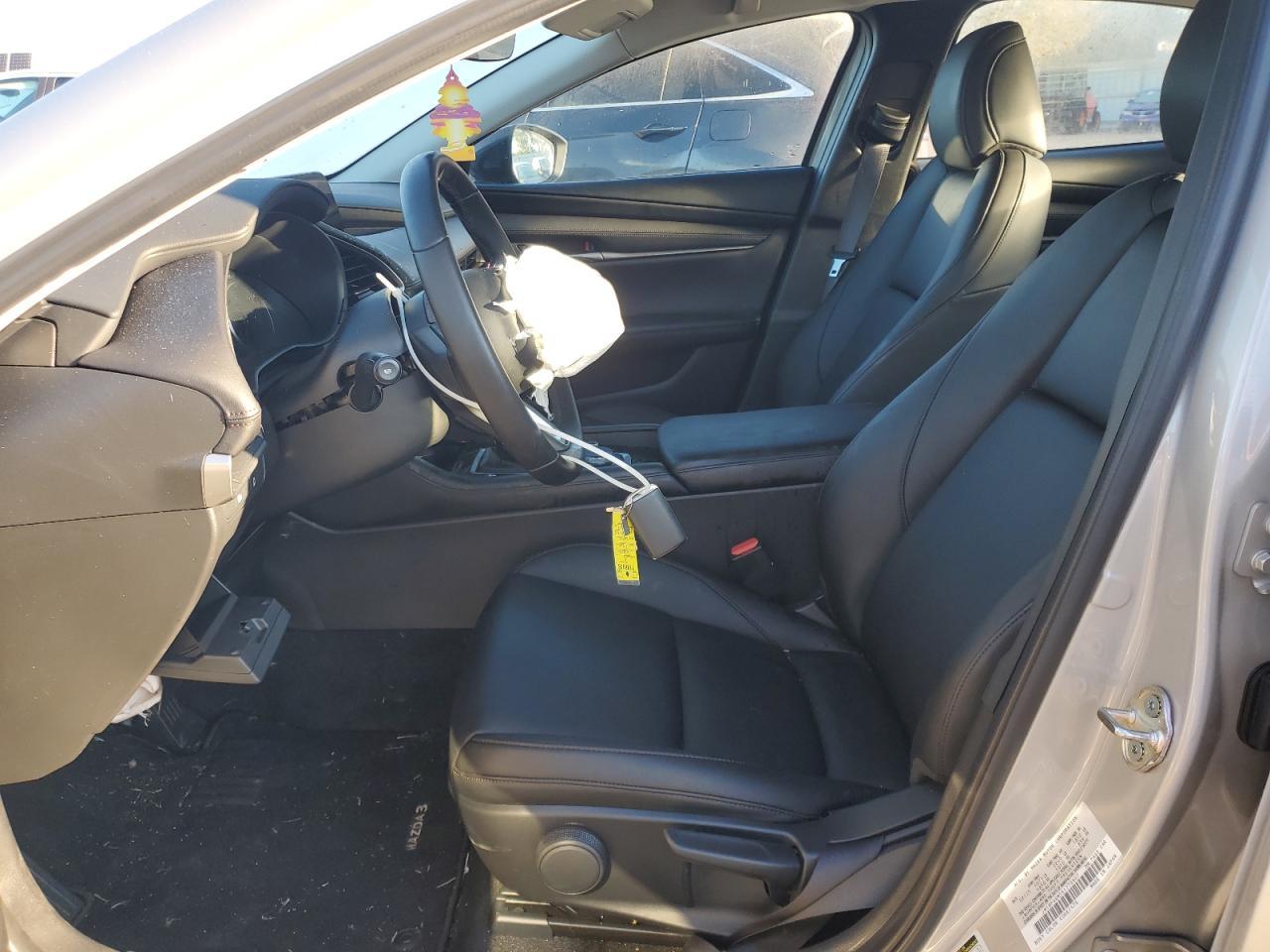 2025 MAZDA 3