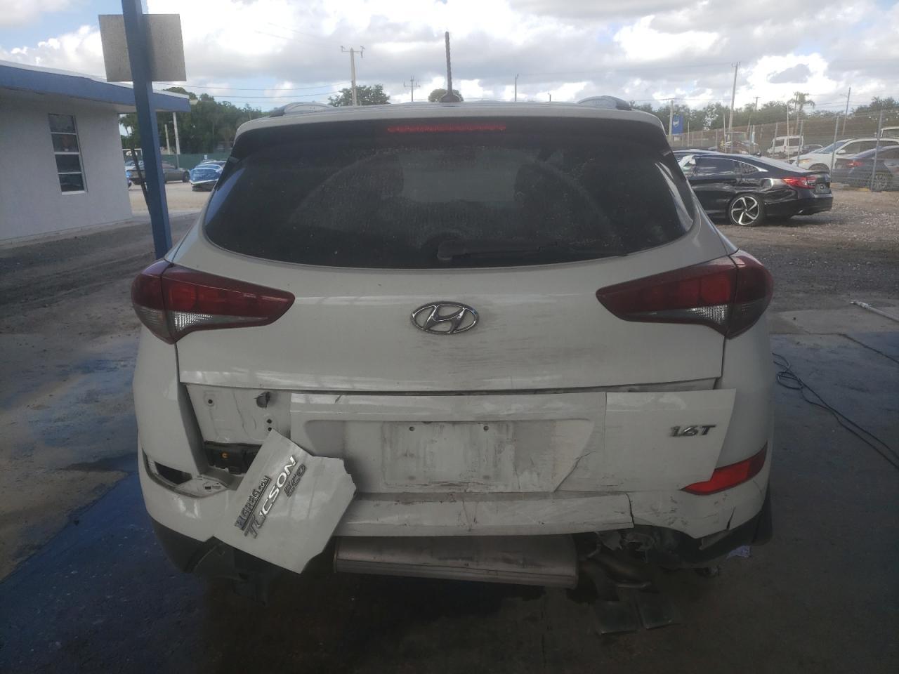 2017 HYUNDAI TUCSON