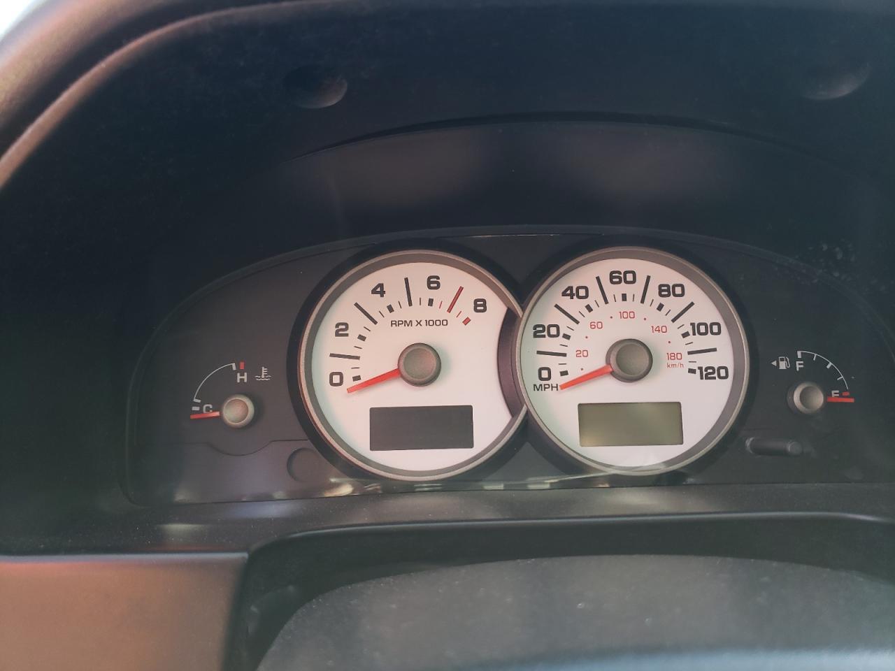 2005 FORD ESCAPE