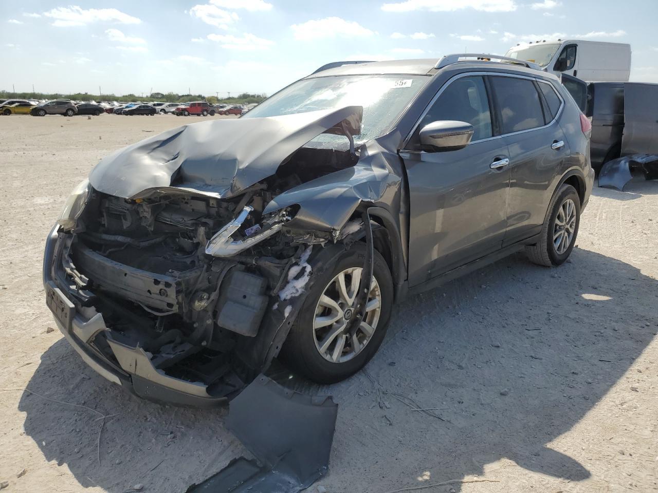 2017 NISSAN ROGUE