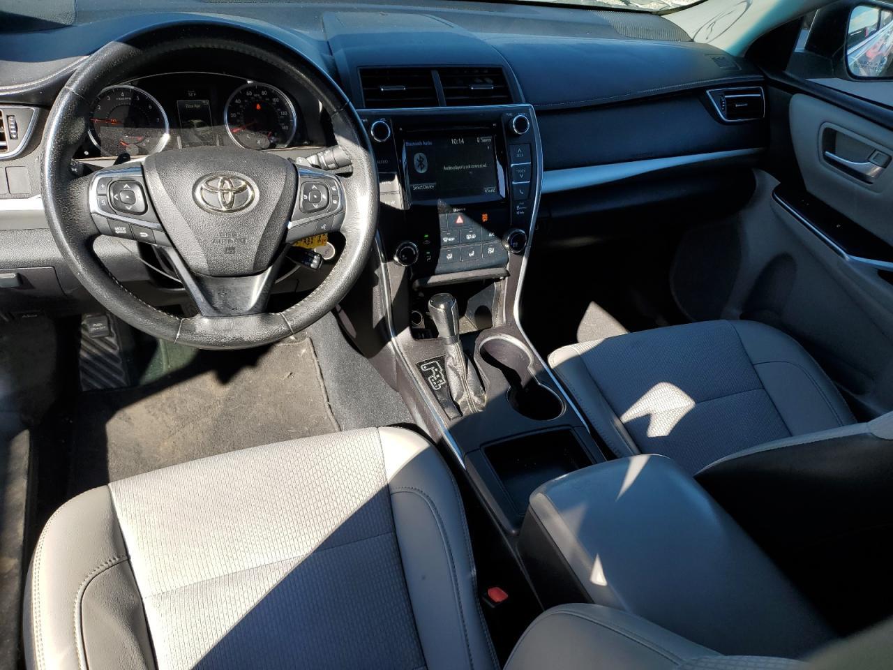 2016 TOYOTA CAMRY