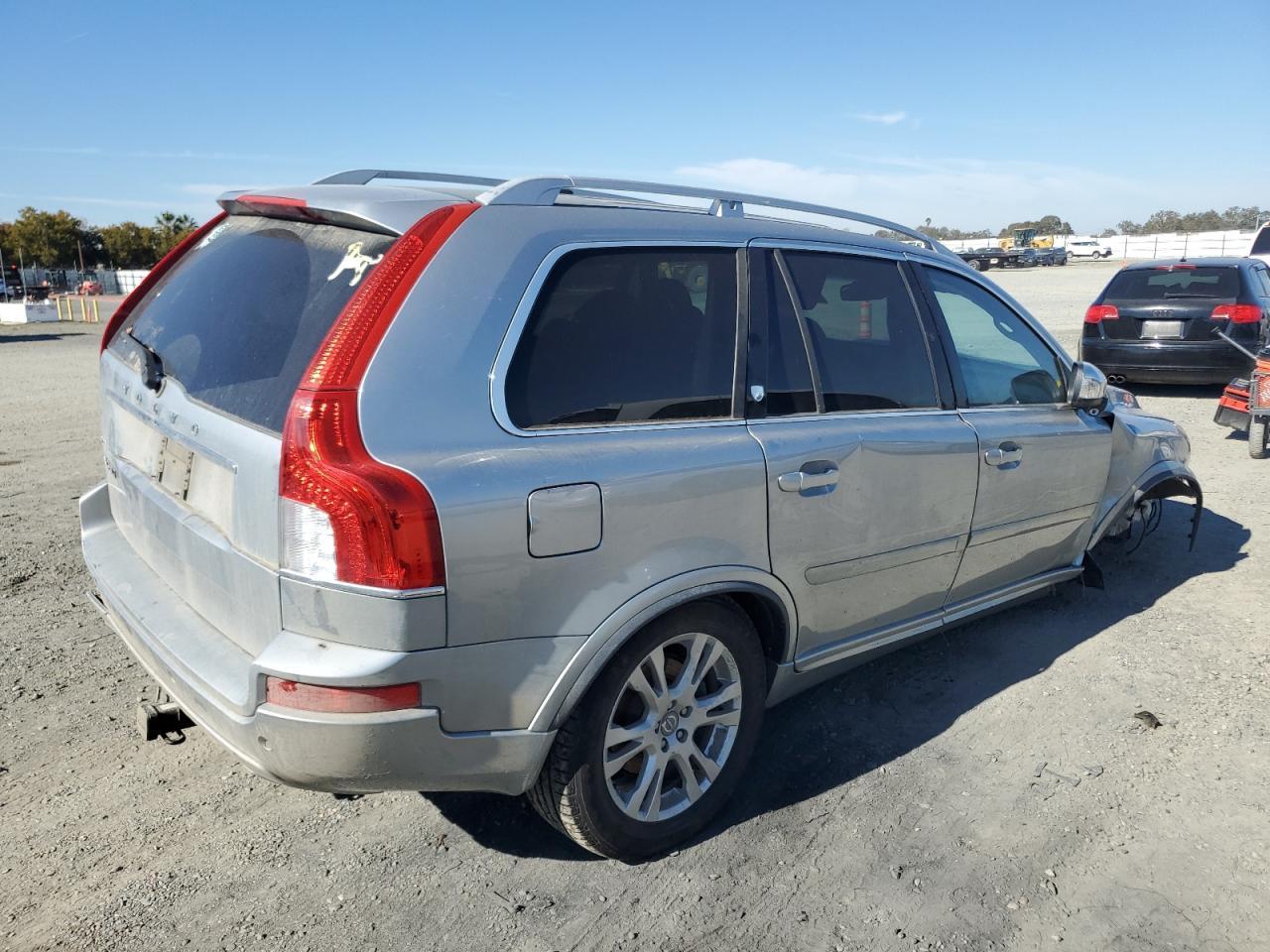 2013 VOLVO XC90