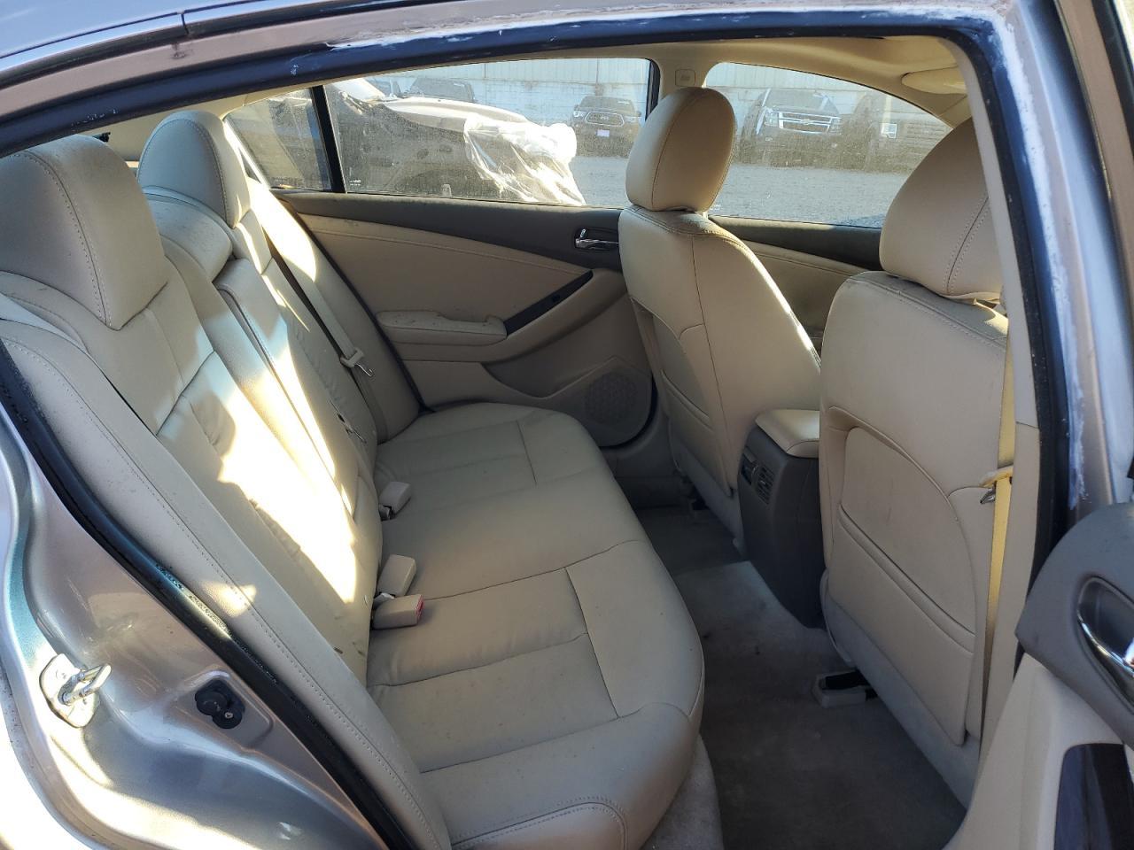 2012 NISSAN ALTIMA