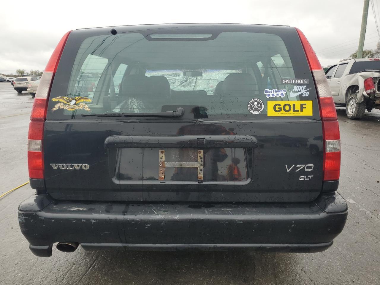 1998 VOLVO V70
