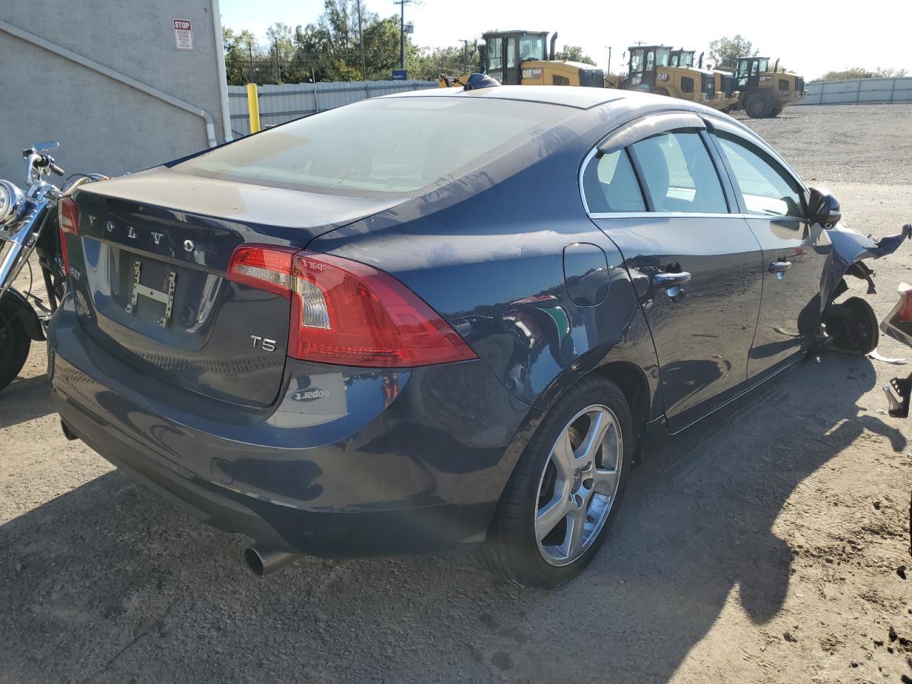 2012 VOLVO S60