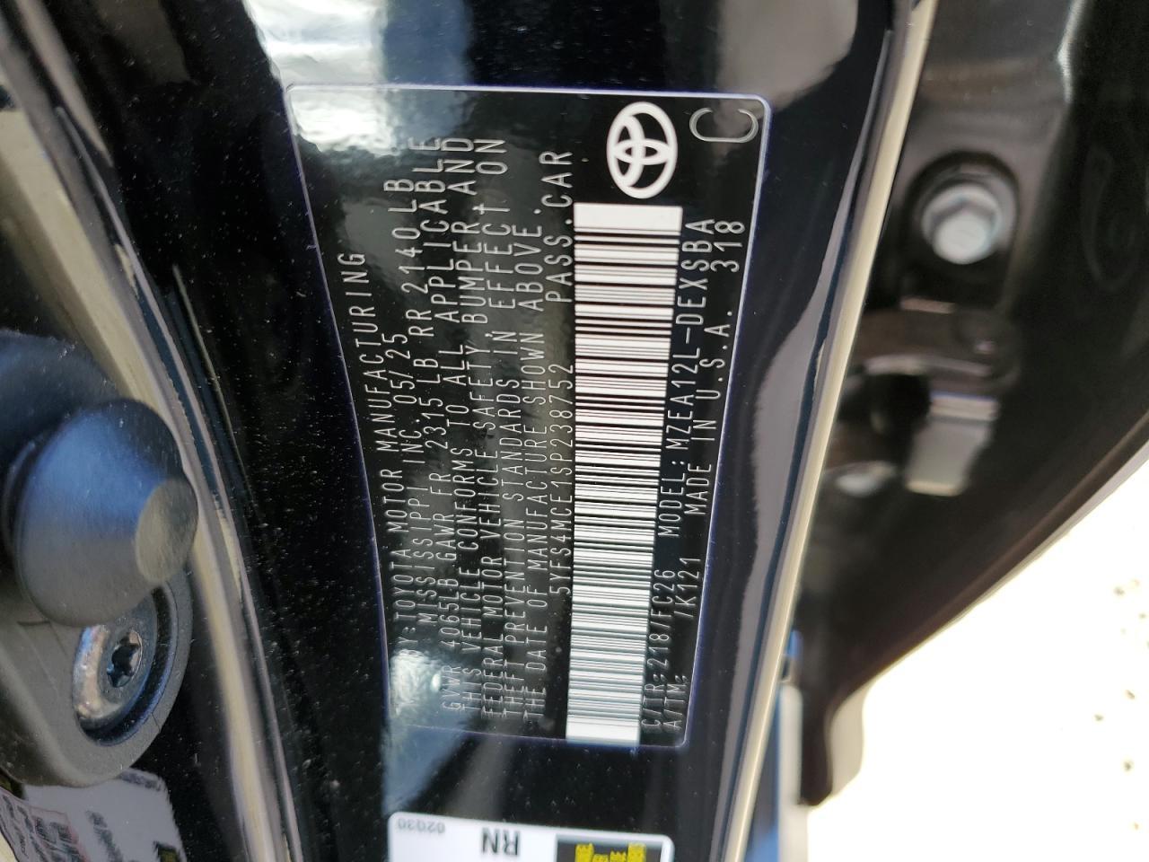2025 TOYOTA COROLLA