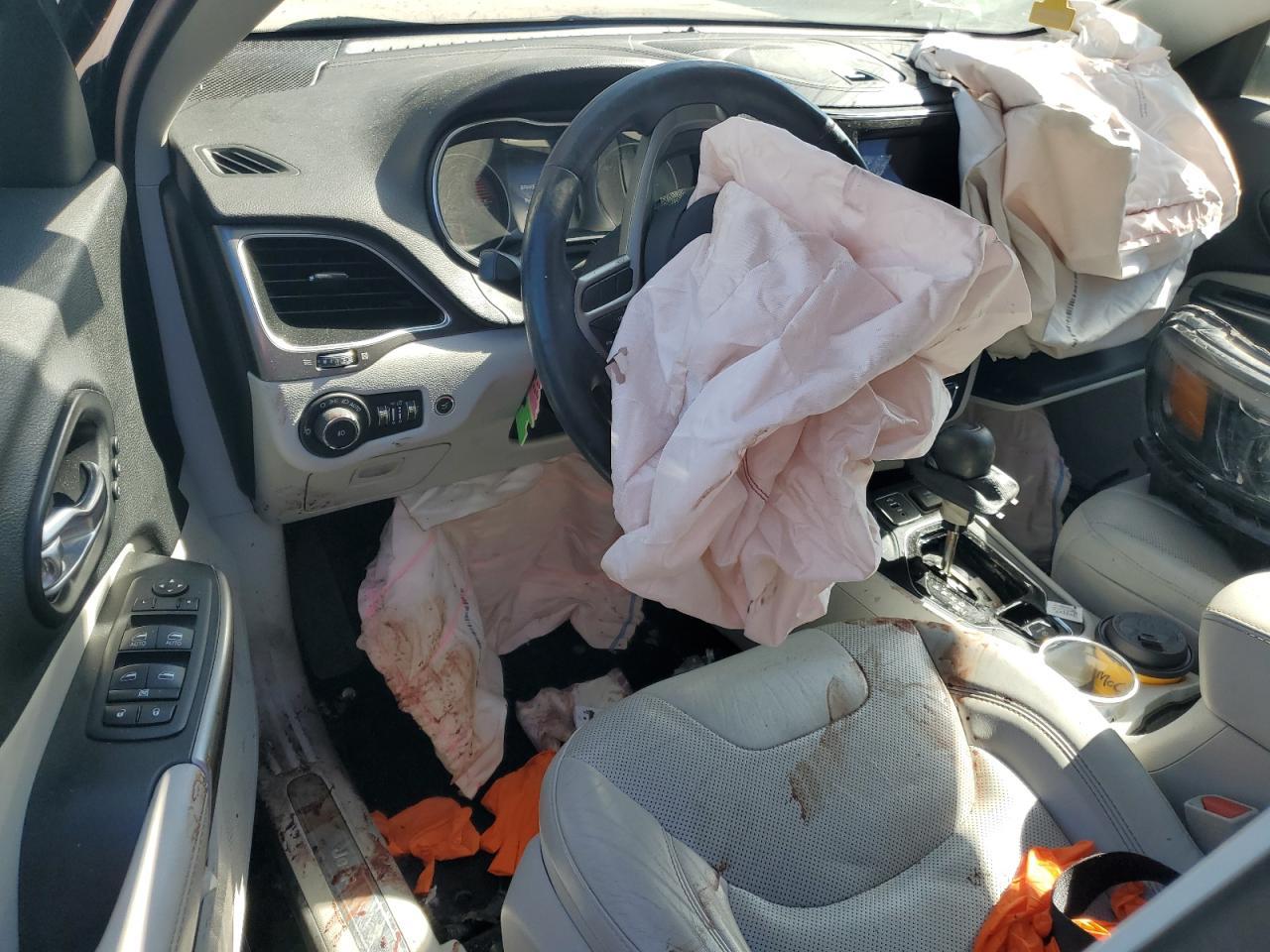 2020 JEEP CHEROKEE