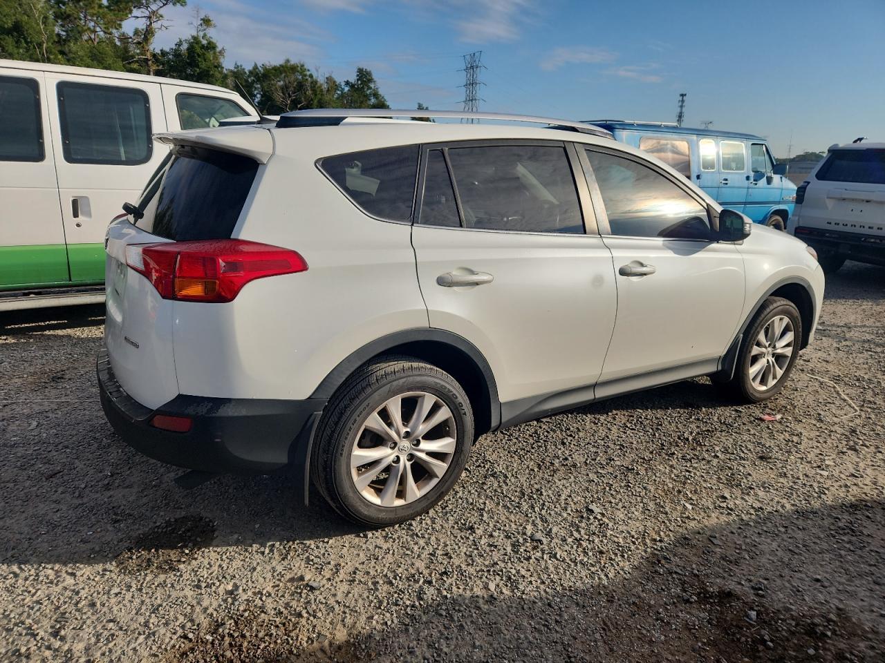 2014 TOYOTA RAV4