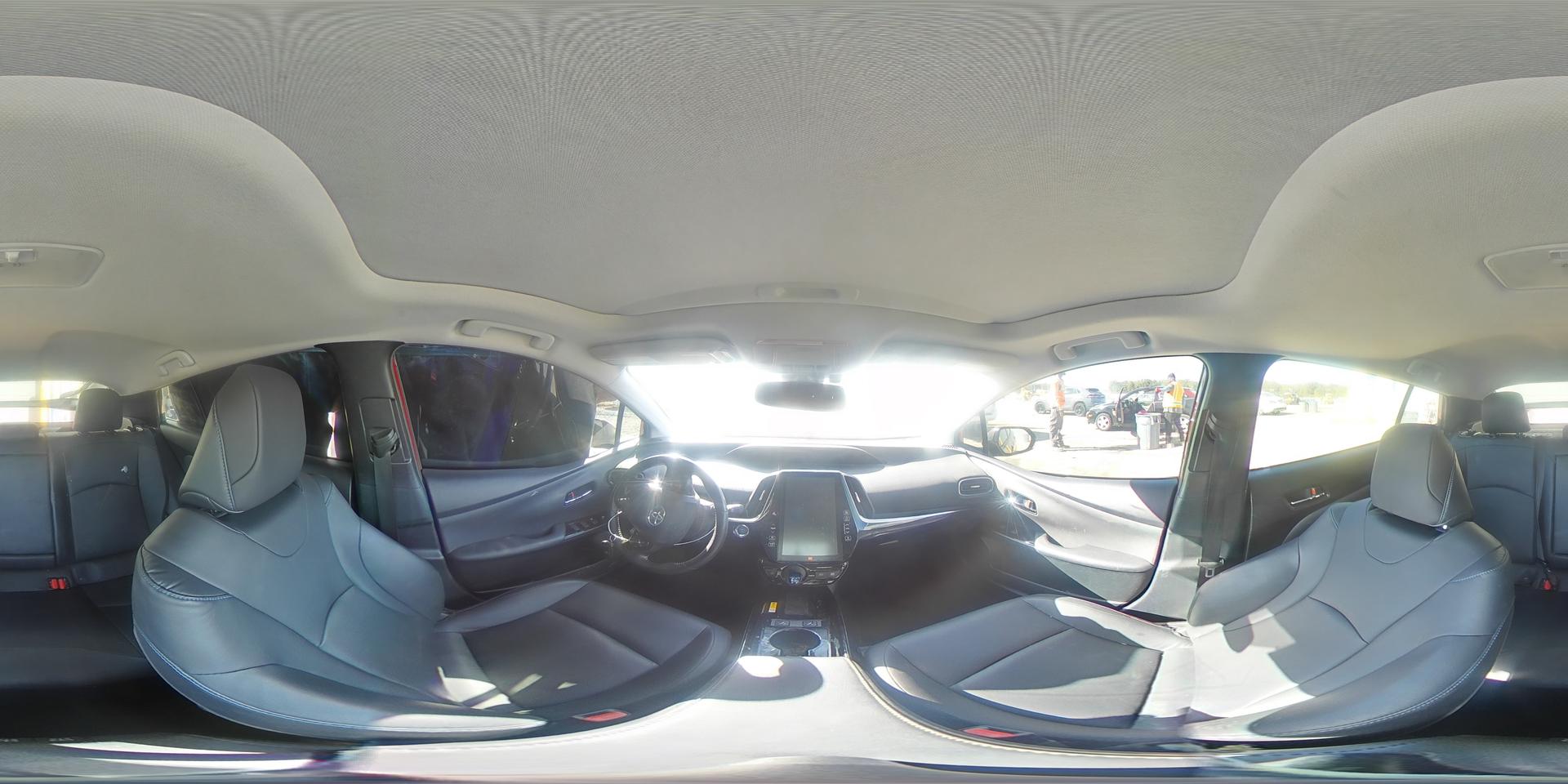 2022 TOYOTA PRIUS