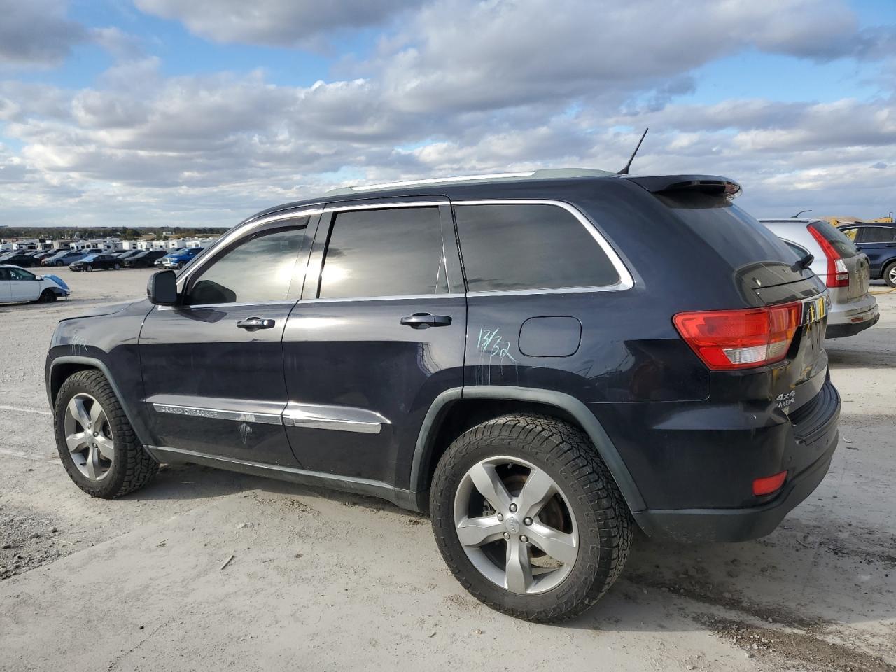 2011 JEEP Grand Cherokee